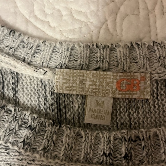 GB Poncho Sweater Gray Short Sleeve,  Black Fringe, Round Neck, size M - Picture 5 of 6